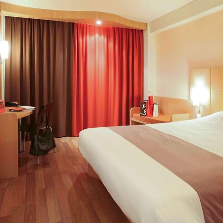 Hotel Ibis Брага Экстерьер фото