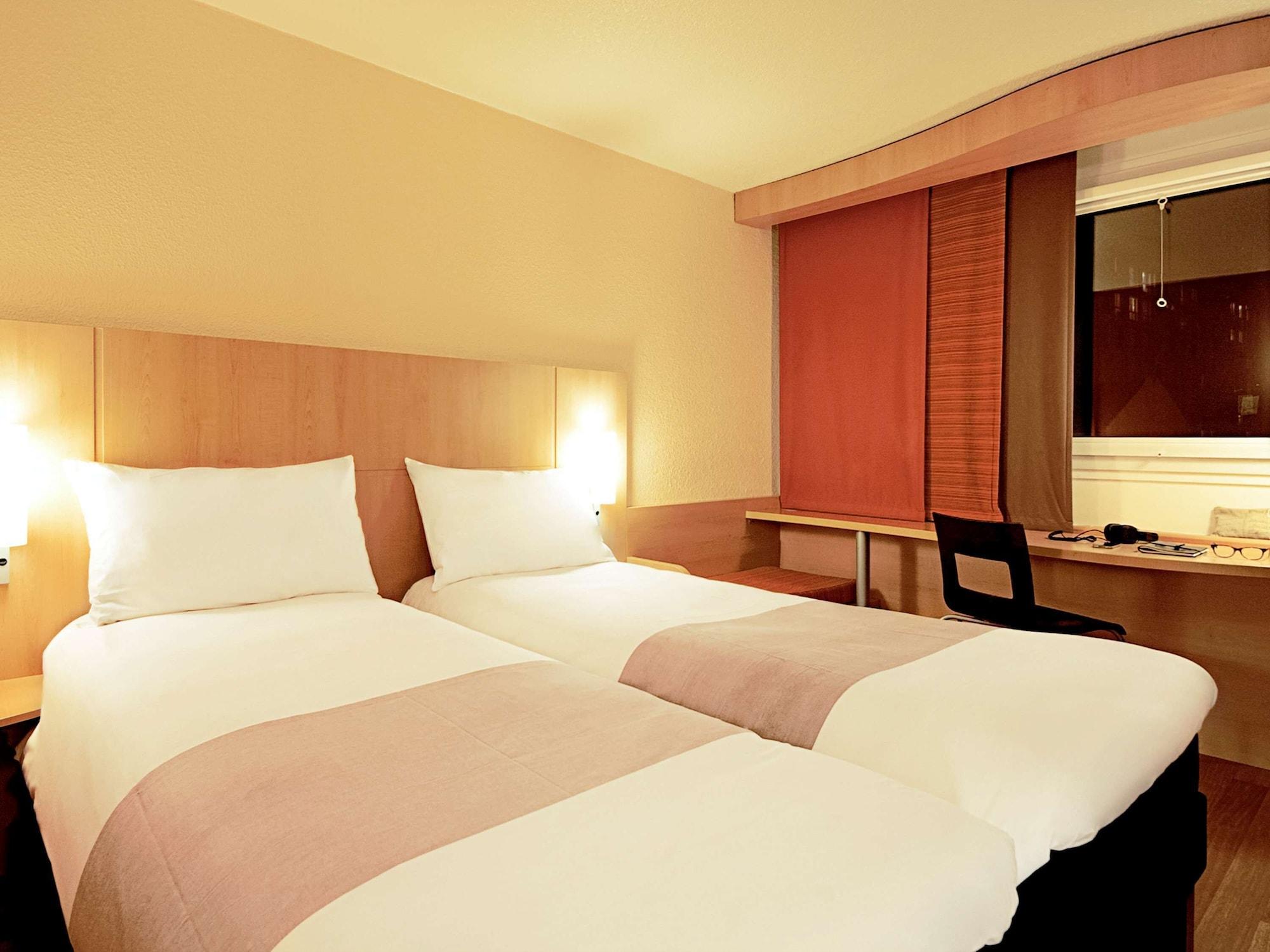 Hotel Ibis Брага Экстерьер фото